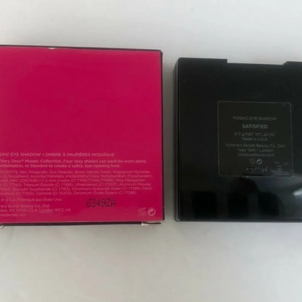 Victoria's Secret Eye Shadow Very Sexy Mosaic Gray